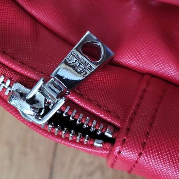 Love mochino red backpack - Picture 3 of 6